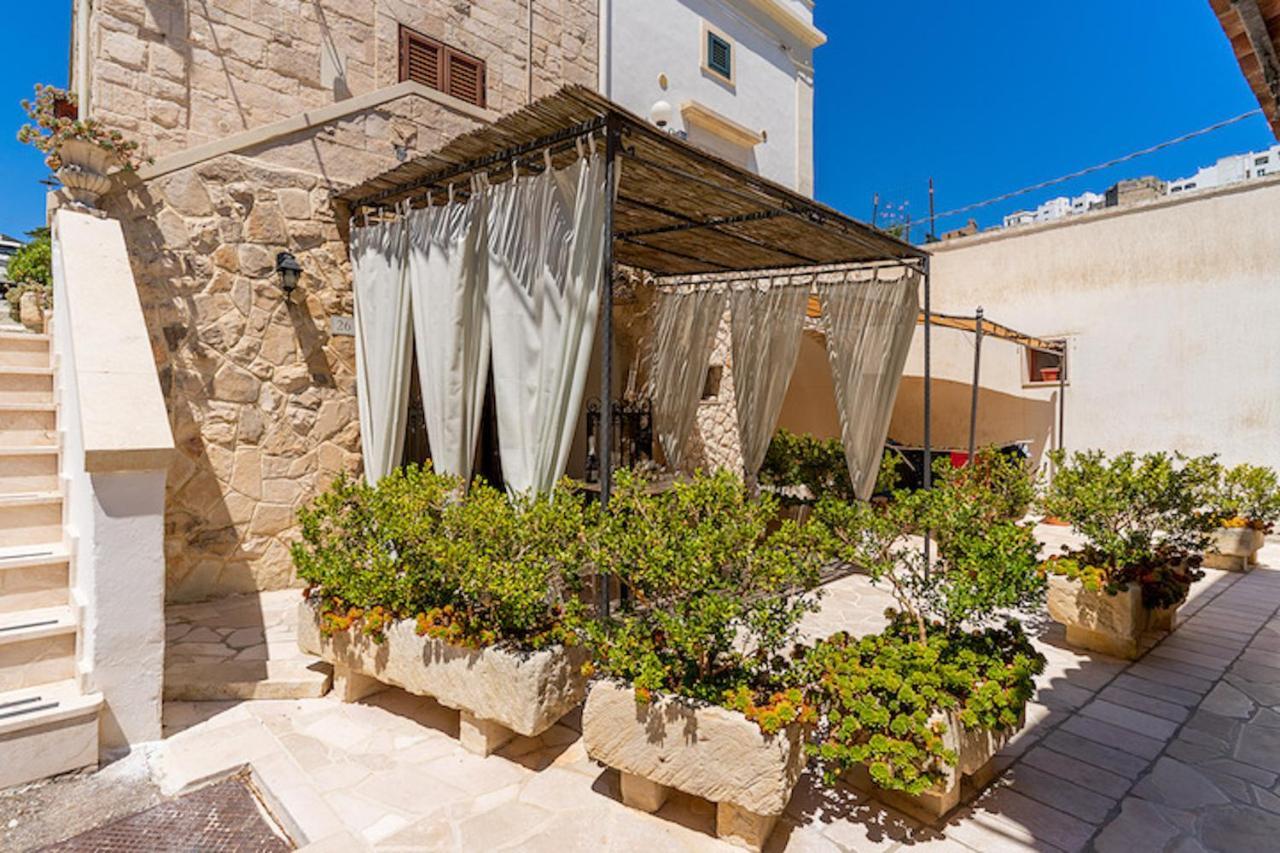 L' Attico Castrosalento Apartment