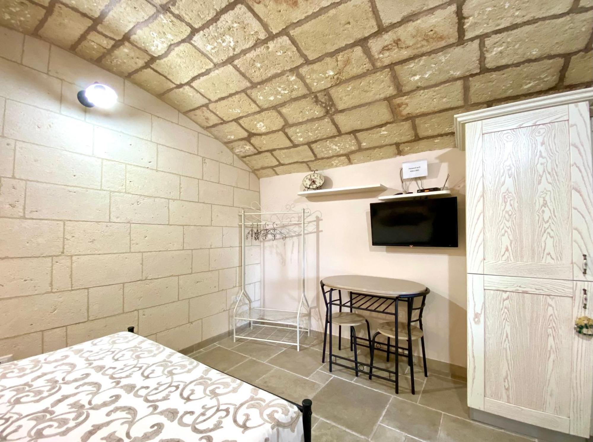L' Attico Castrosalento Apartment *